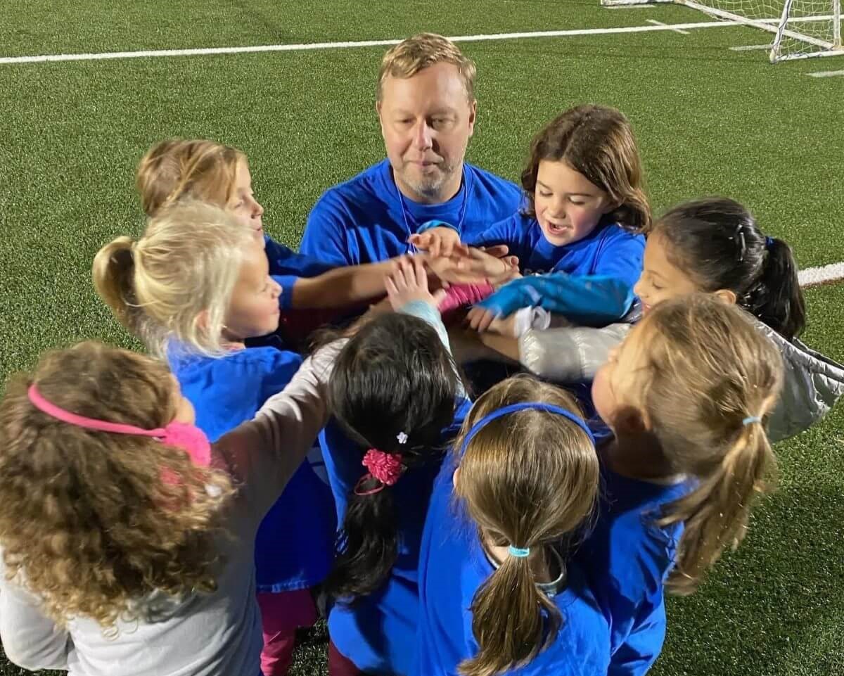 Community Services Spotlight: Raf Henckel